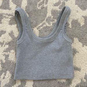 cropped tank top